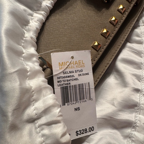 Michael Kors satchel - Picture 8 of 8